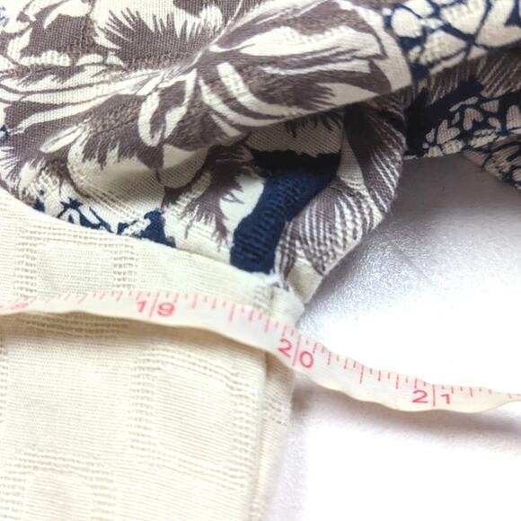 Soft Surroundings Top Women's Size PM Floral St. Remy Button Down Tunic - Picture 8 of 10